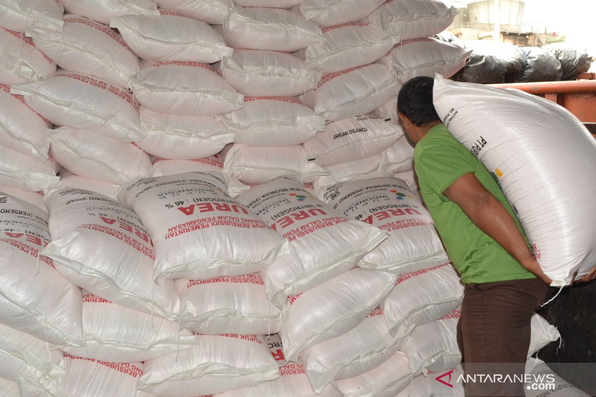 Penyaluran pupuk bersubsidi di Jabar dan Banten di atas 90 persen