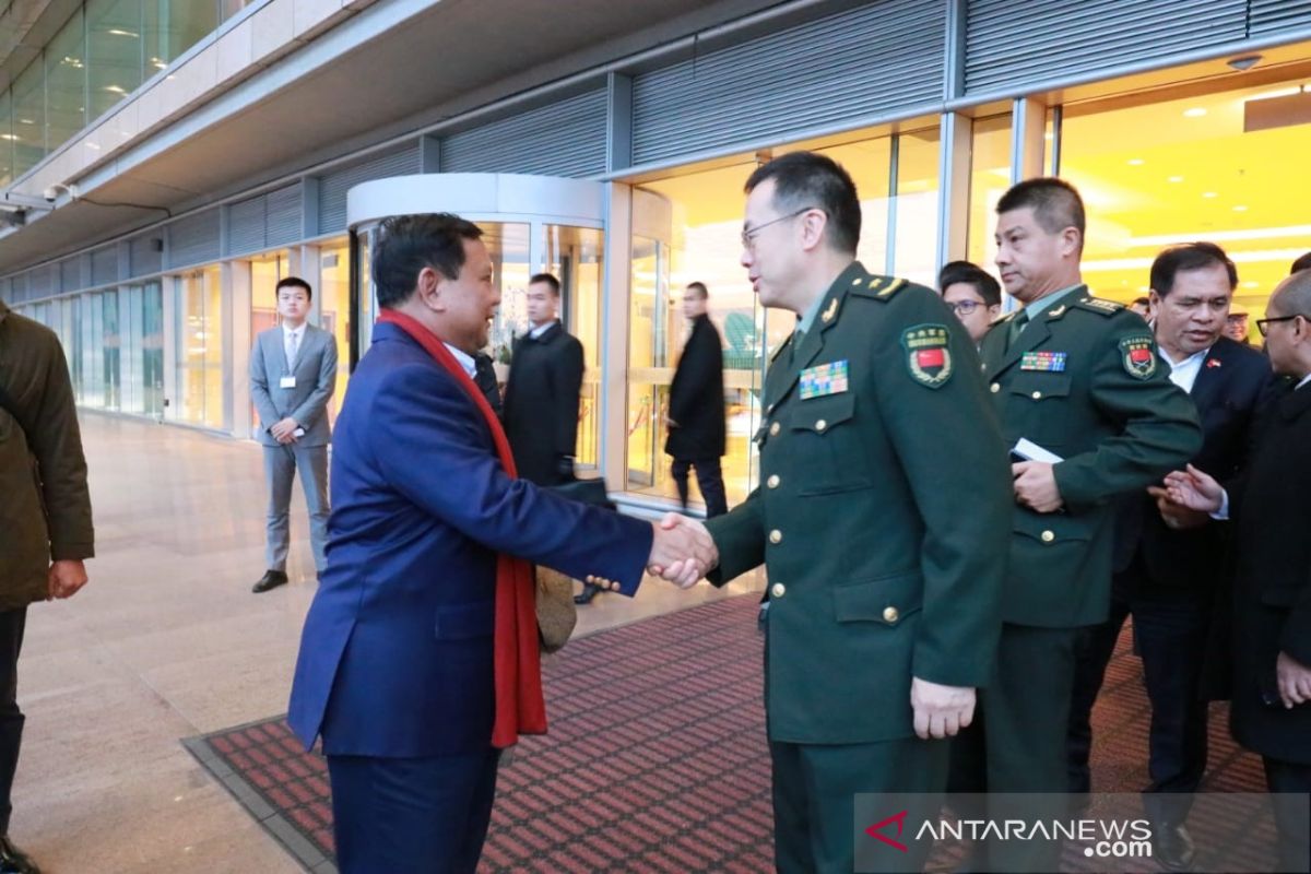 Defense Minister Prabowo visits China