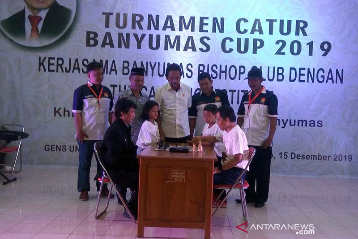 Seratusan pecatur mengikuti Turnamen Catur Banyumas Cup 2019