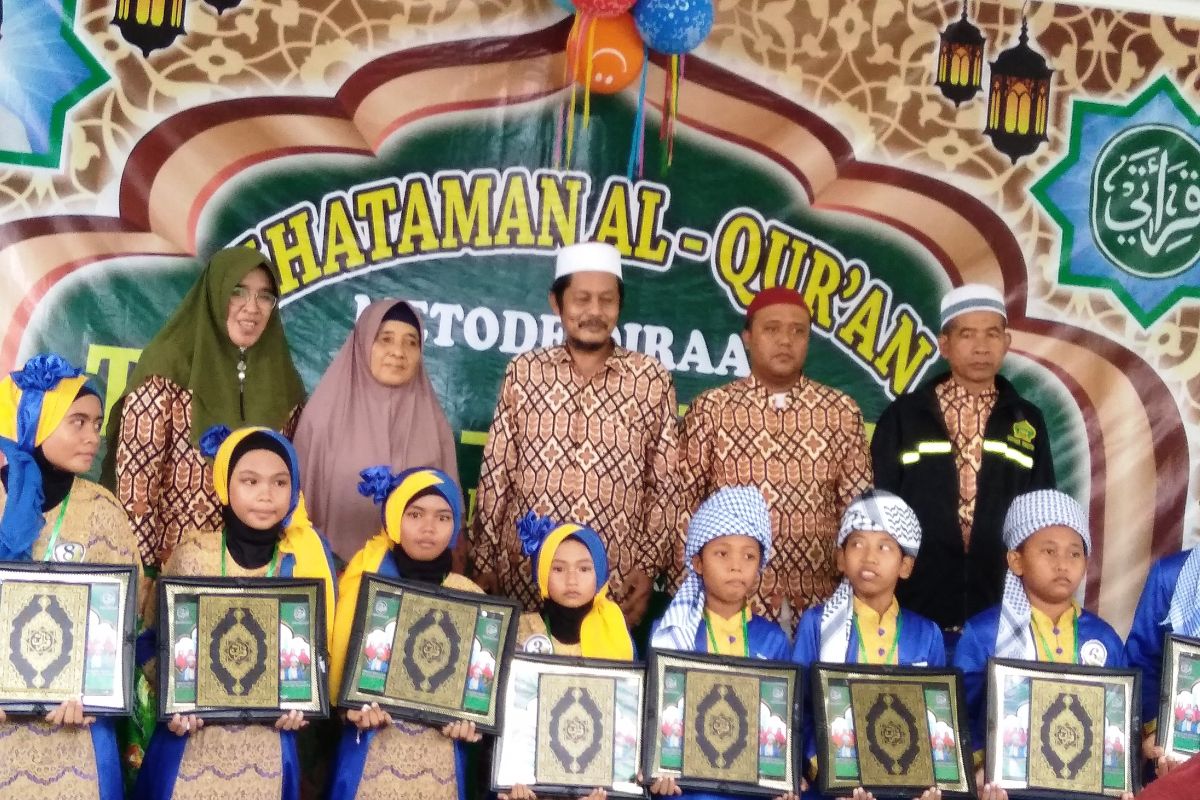 Belajar baca Quran metode qiraati berkembang di Papua