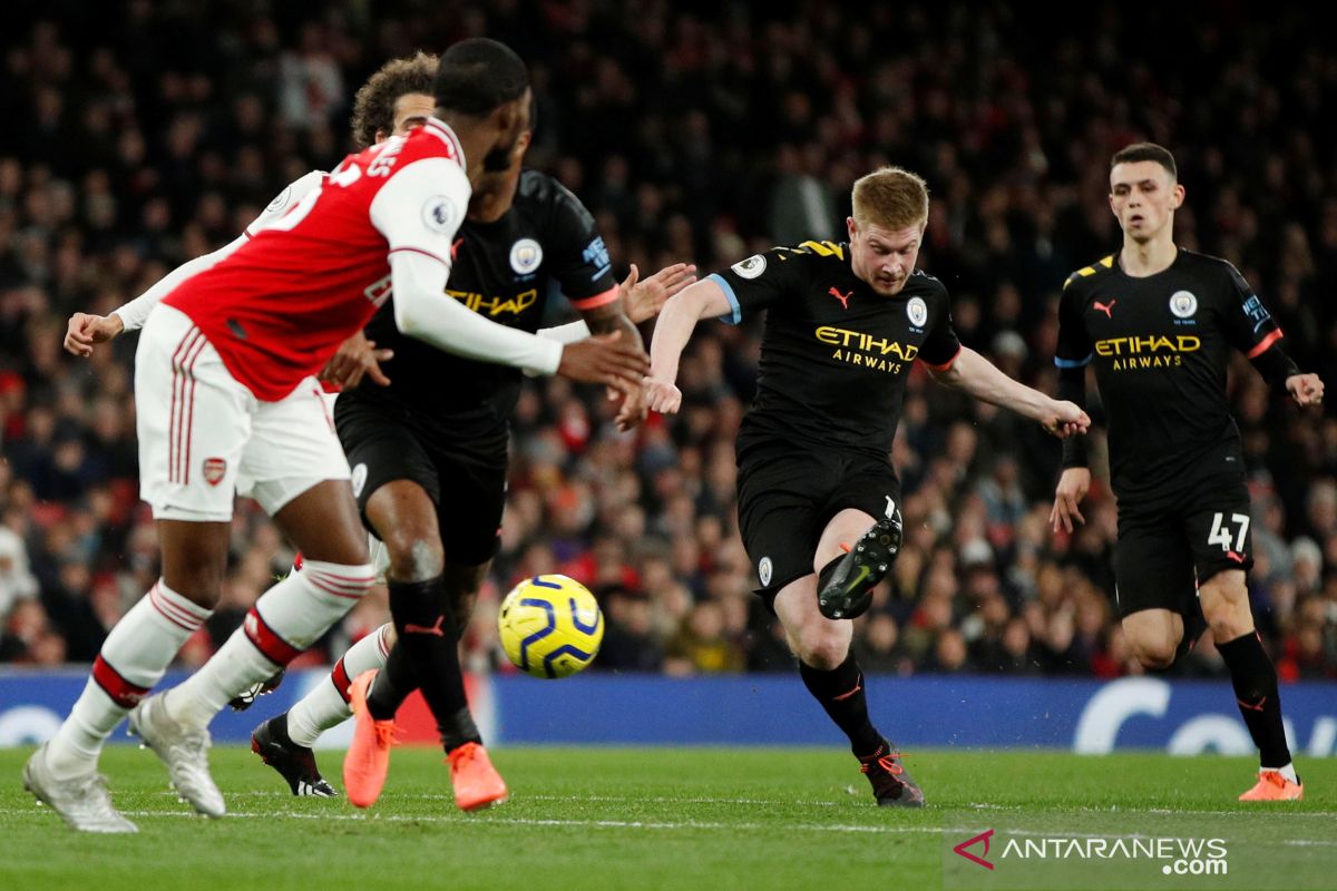 De Bruyne tampil gemilang saat Man City hajar Arsenal di Emirates