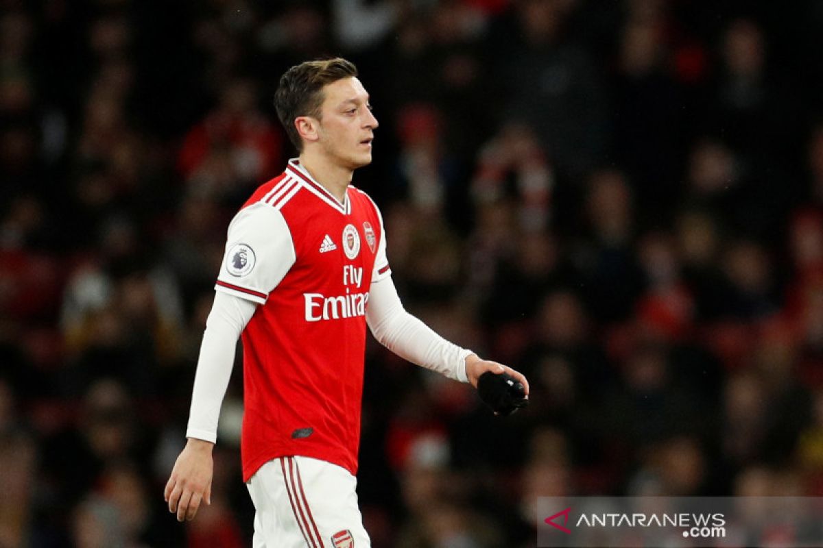 China sebut Ozil dibutakan hoaks soal konflik Uighur