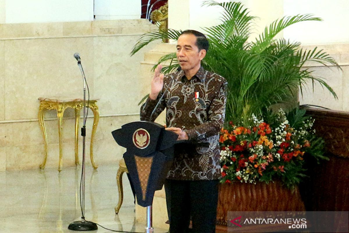 Jokowi harap ketua DPR percepat omnibus law