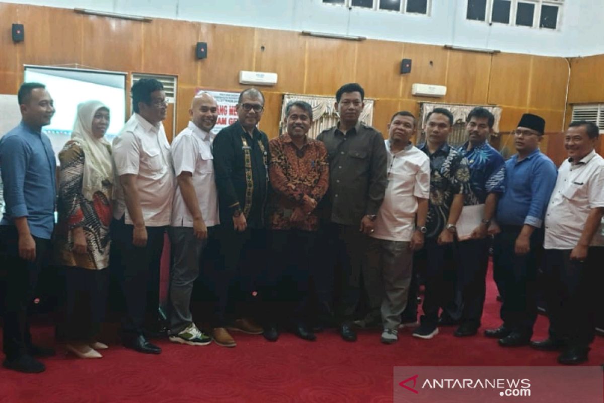 Meski  difasilitasi Pemprov, pembentukan AKD DPRD Kota Padangsidimpuan belum titik temu