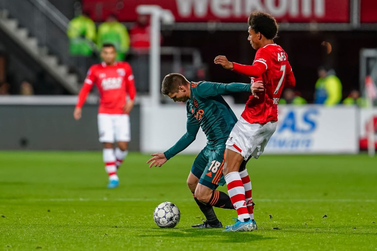 Gol menit akhir Myron Boadu bawa AZ Alkmaar kalahkan Ajax