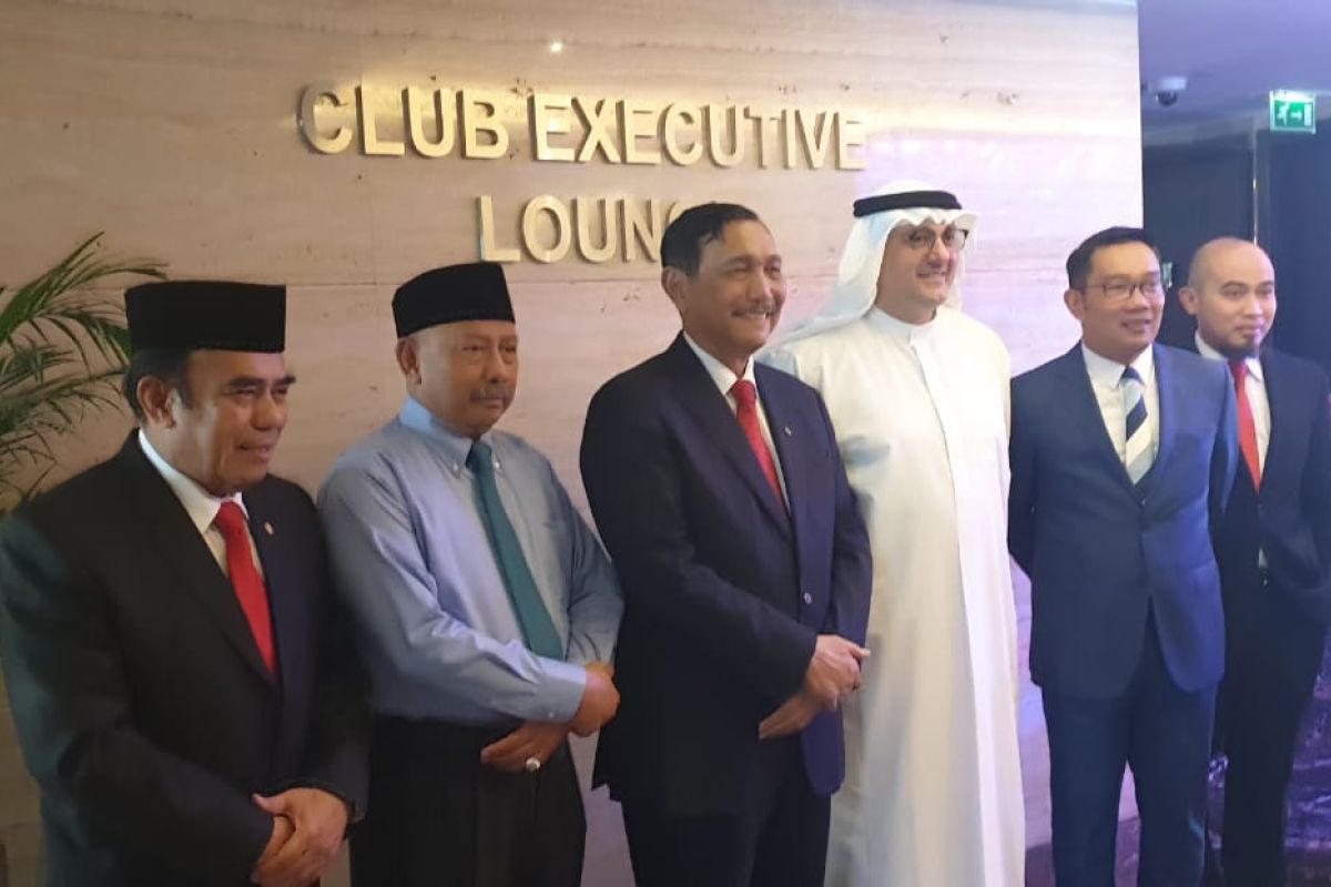 Ridwan Kamil dampingi Luhut bahas realisasi investasi ke UAE