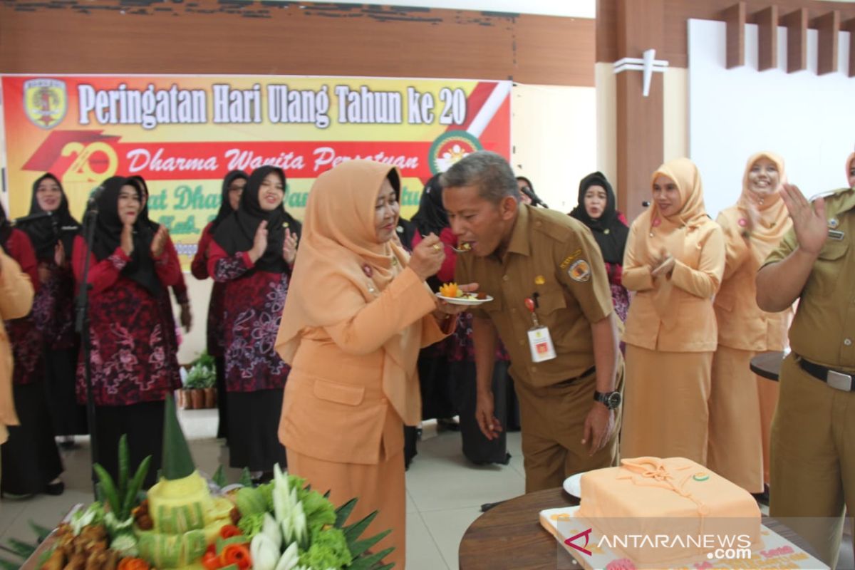 Dharma Wanita Persatuan HST laksanakan HUT ke-20