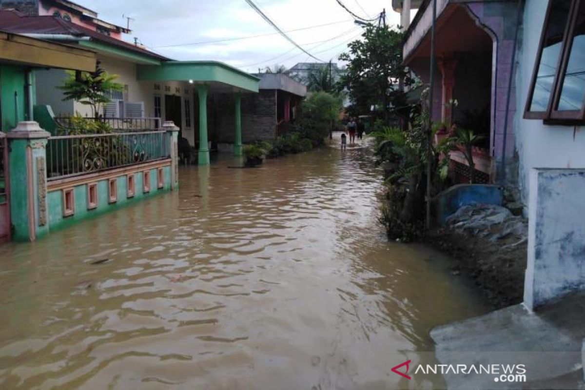 Banjir kiriman landa Kota Tebing Tinggi