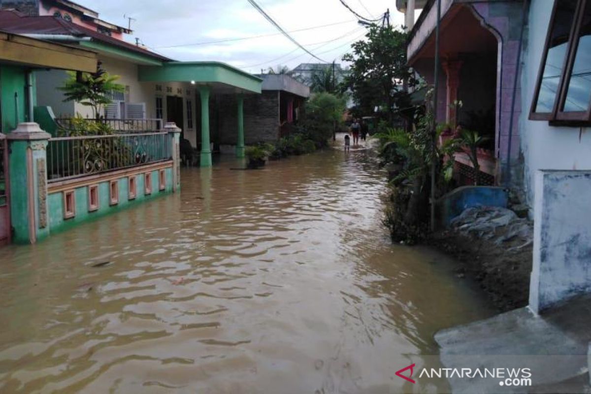 Banjir rendam hampir seluruh wilayah Kota Tebing Tinggi