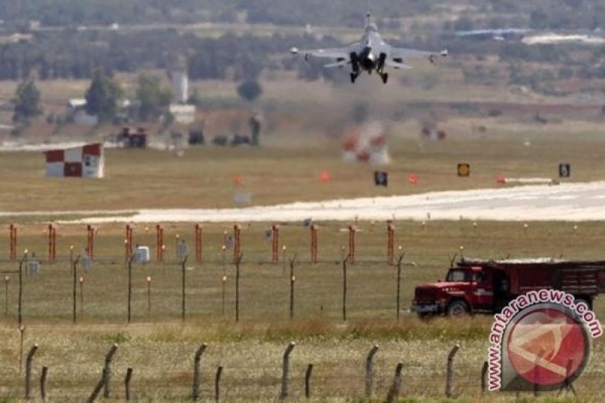 Turki tutup pangkalan Incirlik dalam menanggapi ancaman sanksi AS