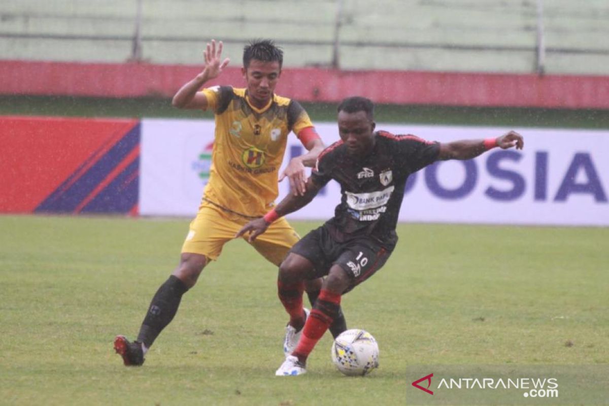 Gol tunggal Ibrahim Conteh antar Persipura di posisi "runner up" klasemen sementara Liga 1