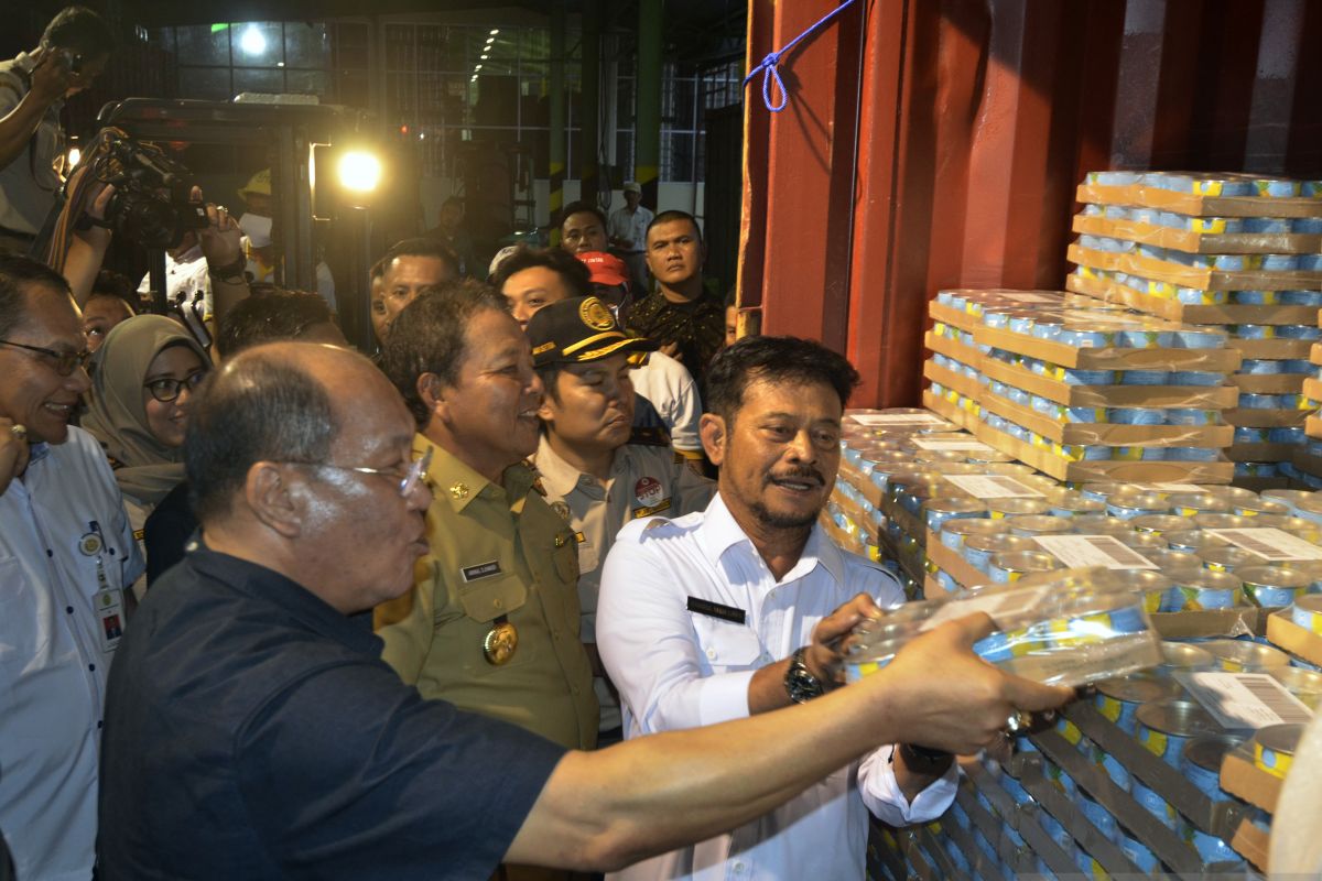 Great Giant Pineapple exports 17,000 containers of canned pineapple