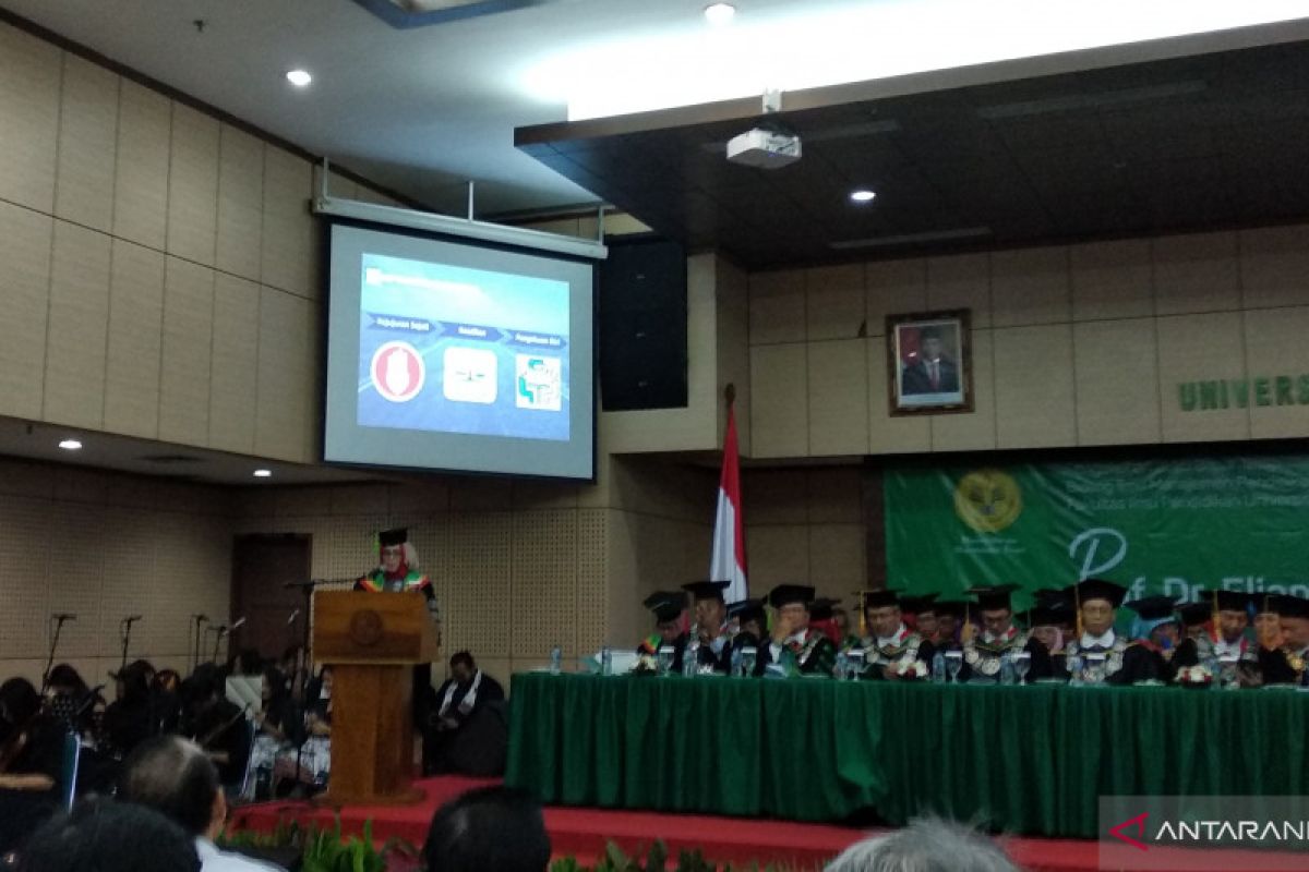 UNJ kukuhkan guru besar bidang manajemen dan teknologi pembelajaran