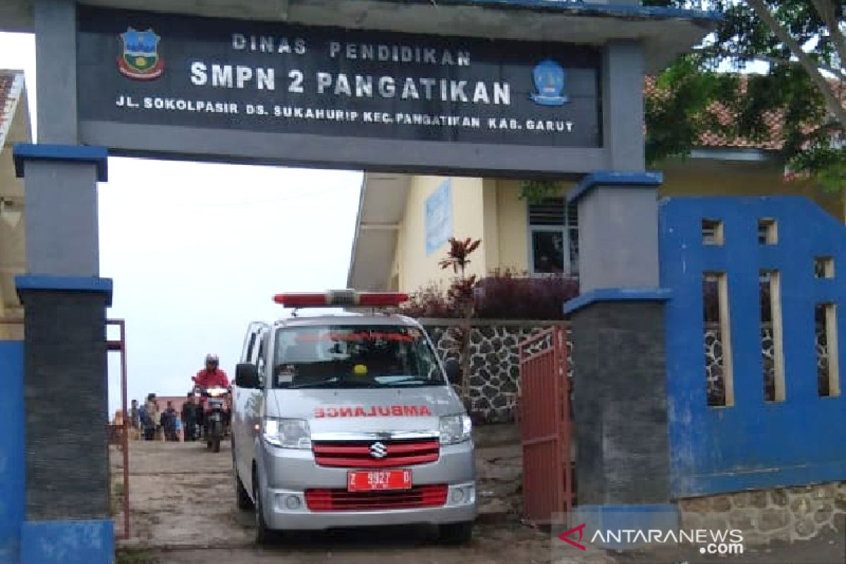 Seorang guru di Garut meninggal dunia saat isi rapor elektronik