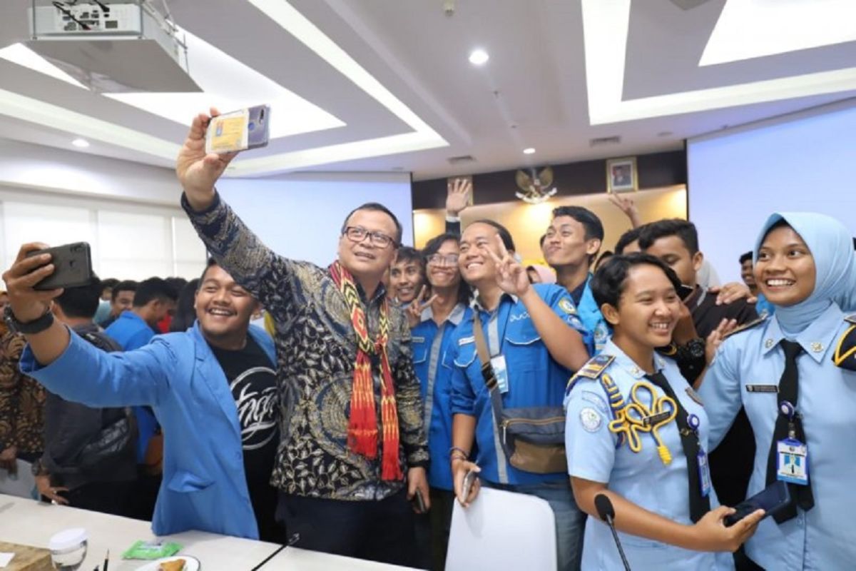 Menteri Edhy dorong generasi muda untuk berwiraswasta perikanan