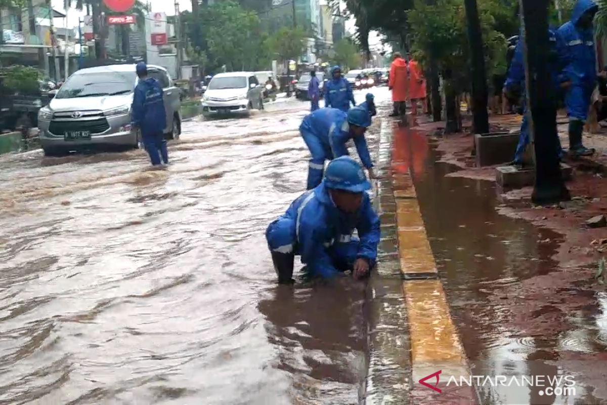 Tiga kawasan di Jakarta Barat tergenang