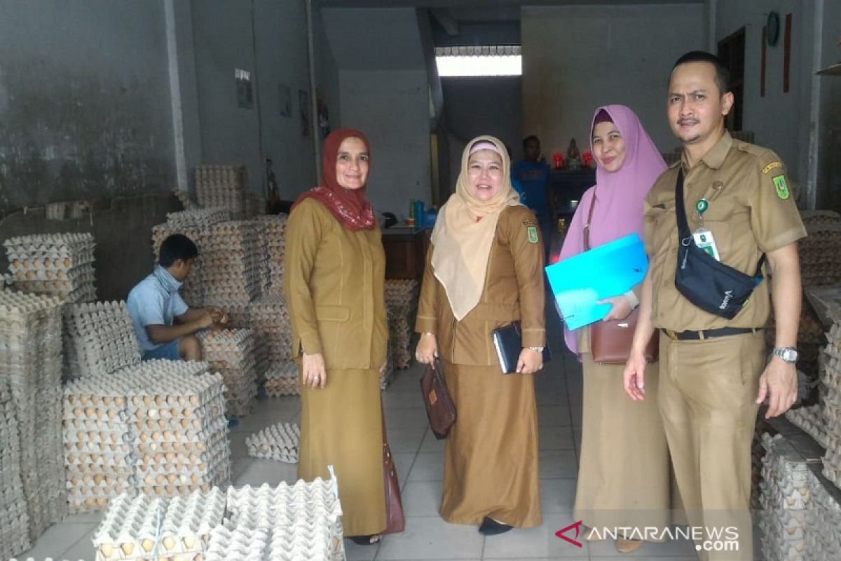 Minyak goreng curah naik Rp2.000/kg jelang Natal di Pekanbaru