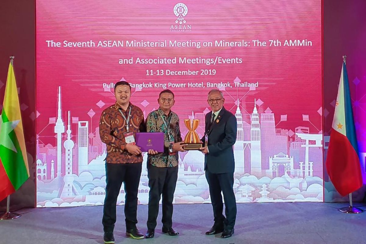 SI raih penghargaan dalam ajang ASEAN Mineral Awards 2019