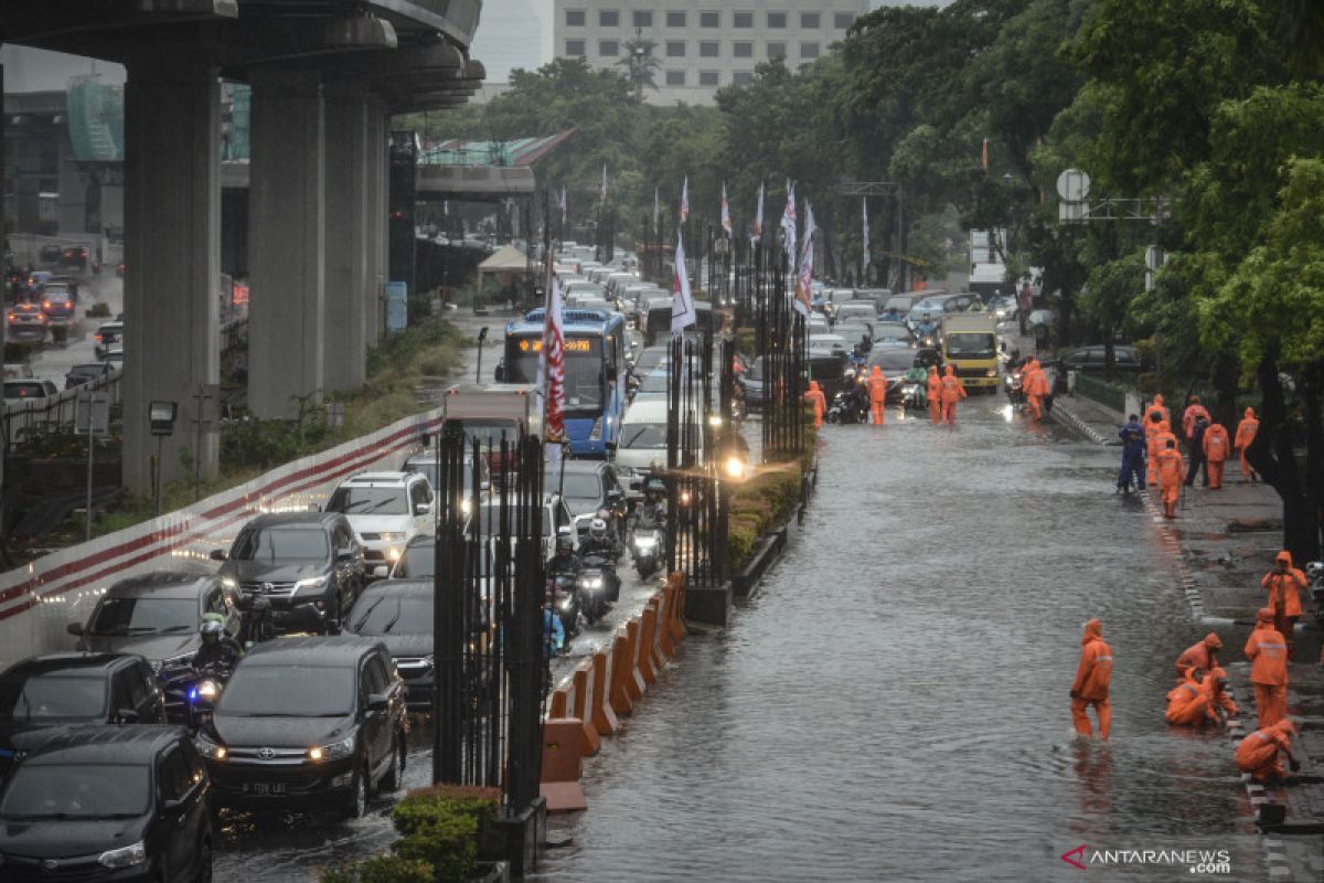 Empat kawasan di Jakarta diprediksi diguyur hujan siang hari