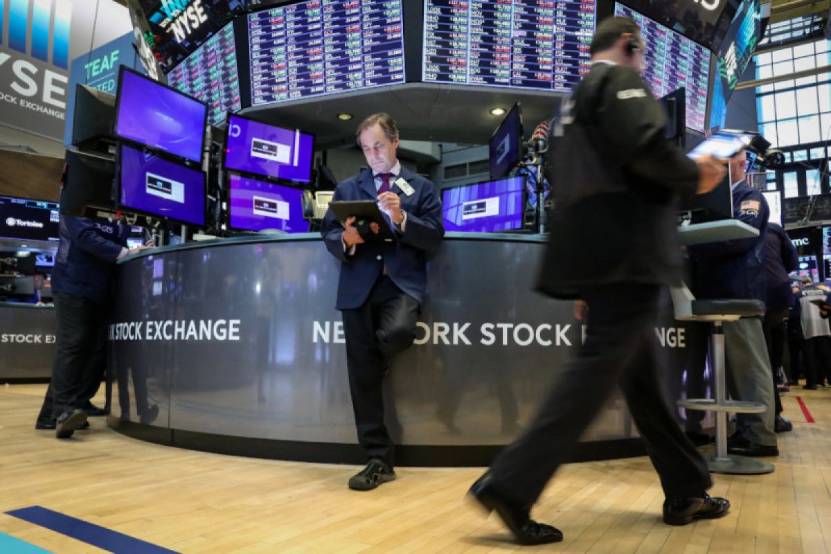 Wall Street dibuka lebih tinggi