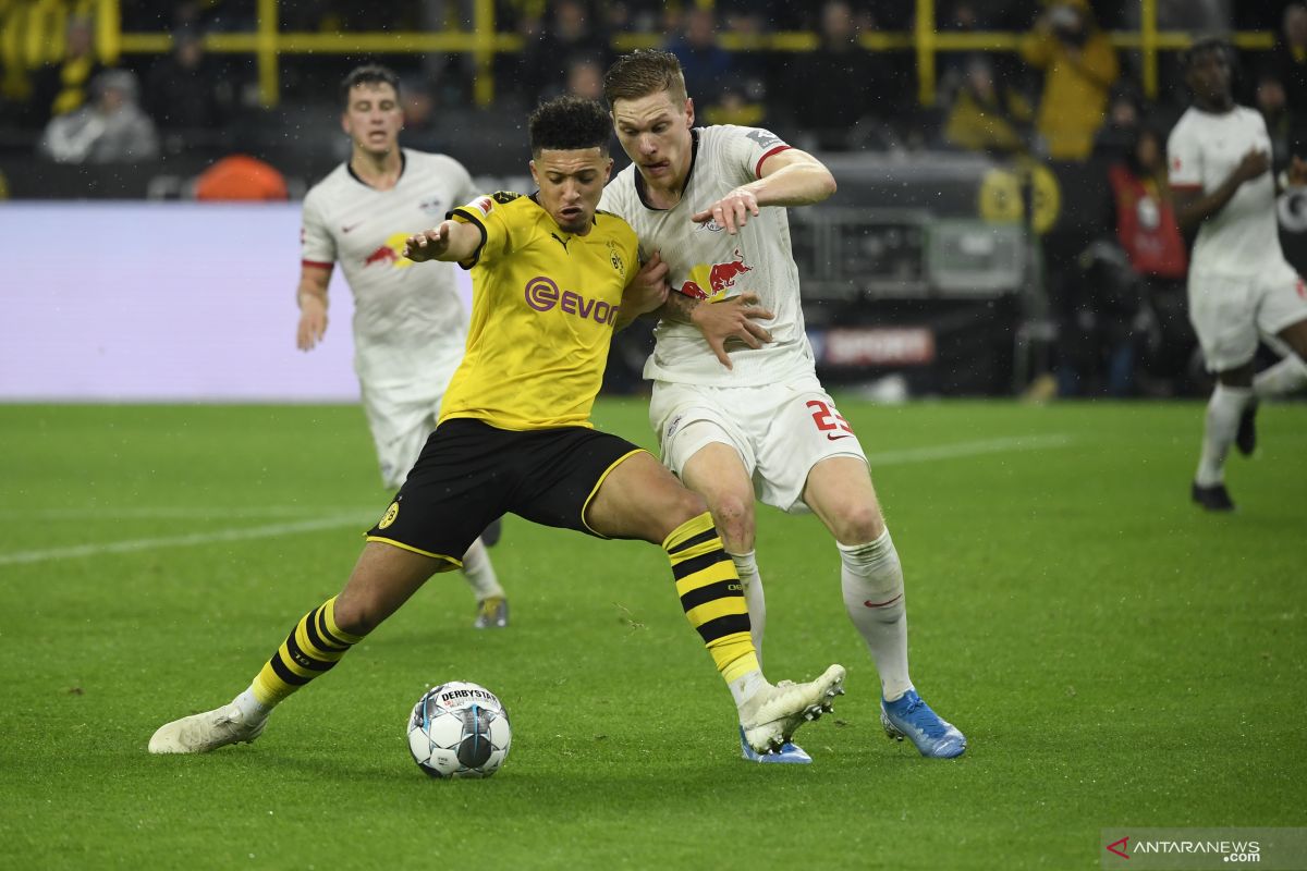 Enam gol tercipta saat Dortmund menjamu Leipzig