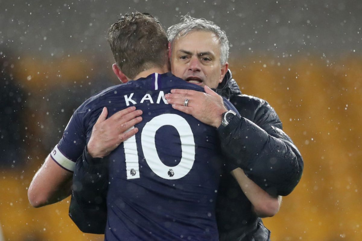 Harry Kane cedera, Mourinho khawatir