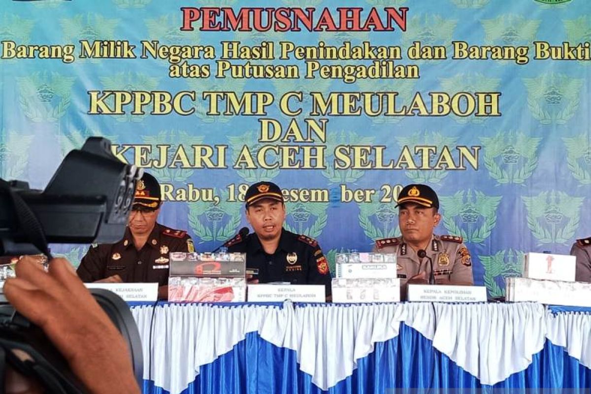 Bea Cukai Meulaboh musnahkan 1,8 juta rokok ilegal senilai Rp663 juta