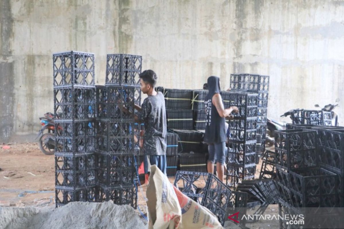 Pelabuhan Perikanan Pantai Batang dan PLTU bangun rumah ikan