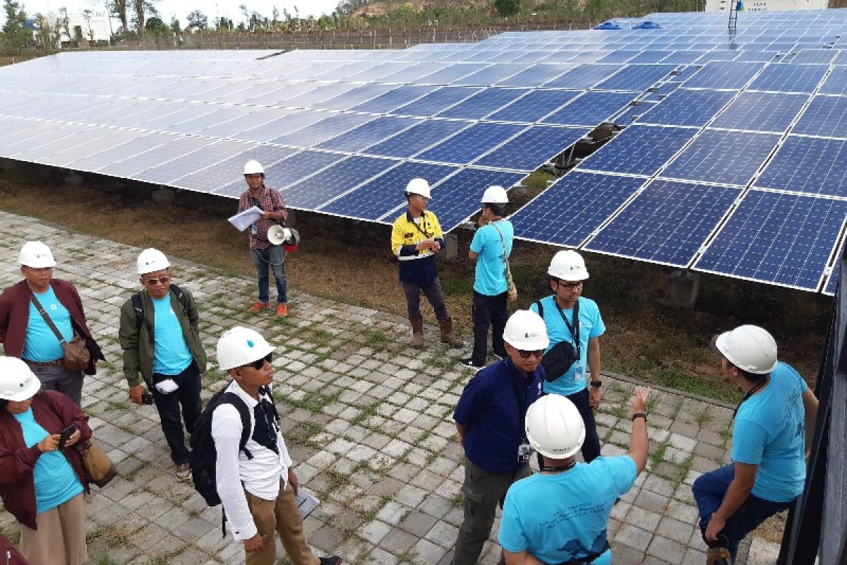 PLN Papua ajak jurnalis kunjungi PLTS Sengkol