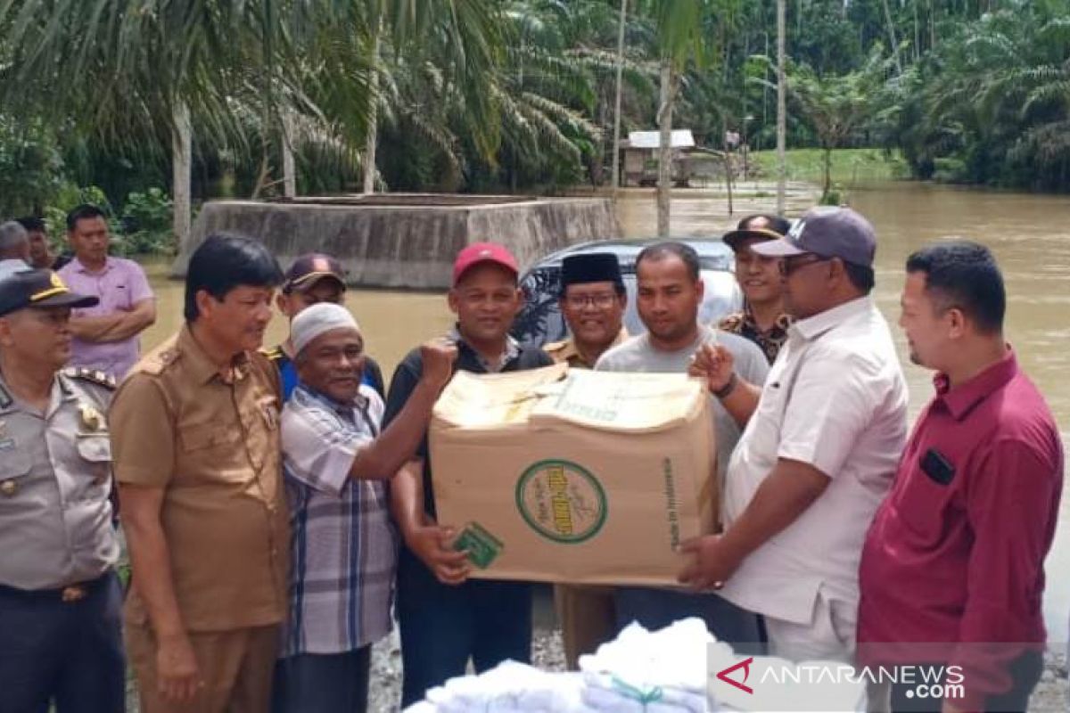 Pemkab Aceh Utara salurkan bantuan untuk korban banjir