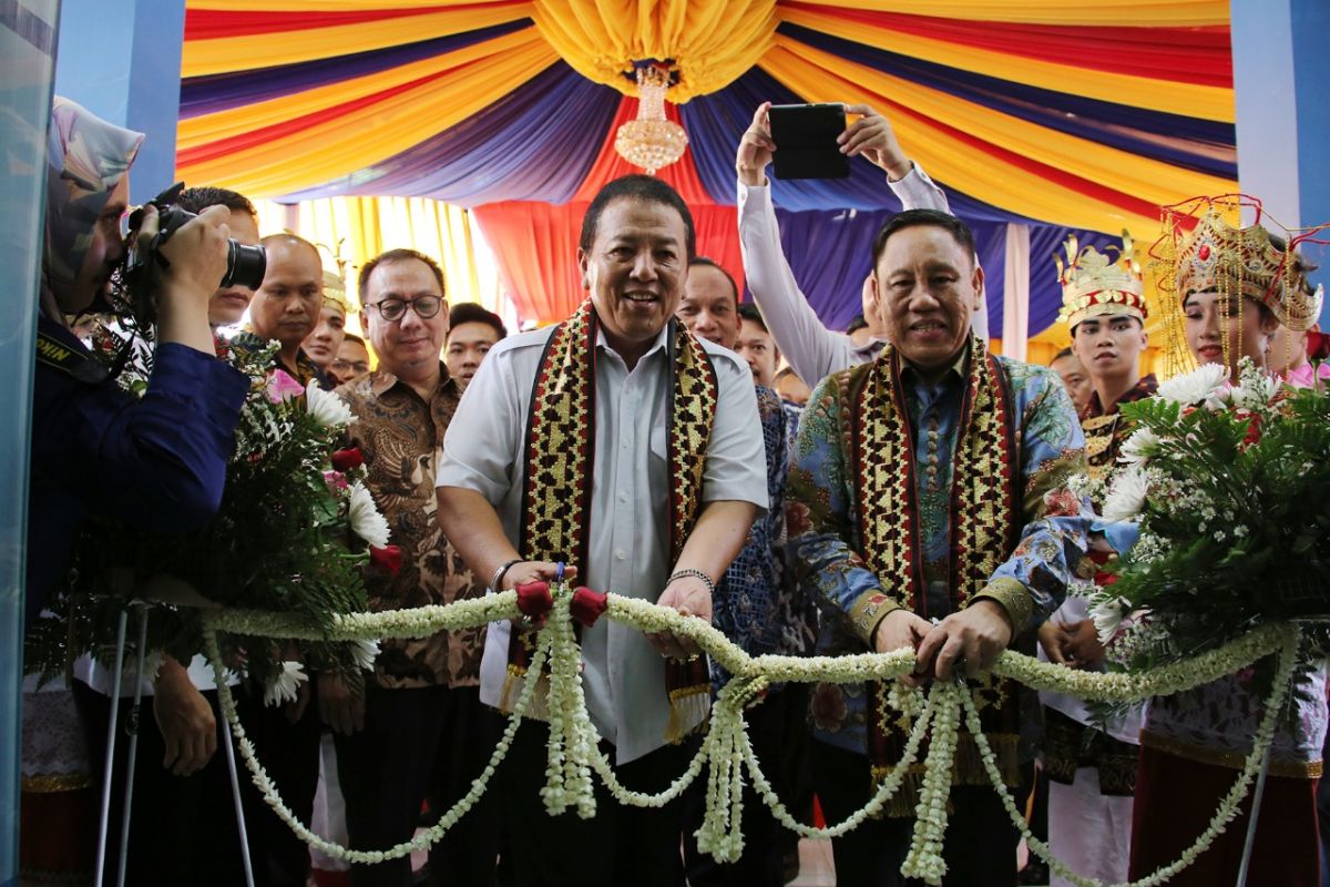 Gubernur Lampung minta KPPU menindak tegas pengusaha nakal