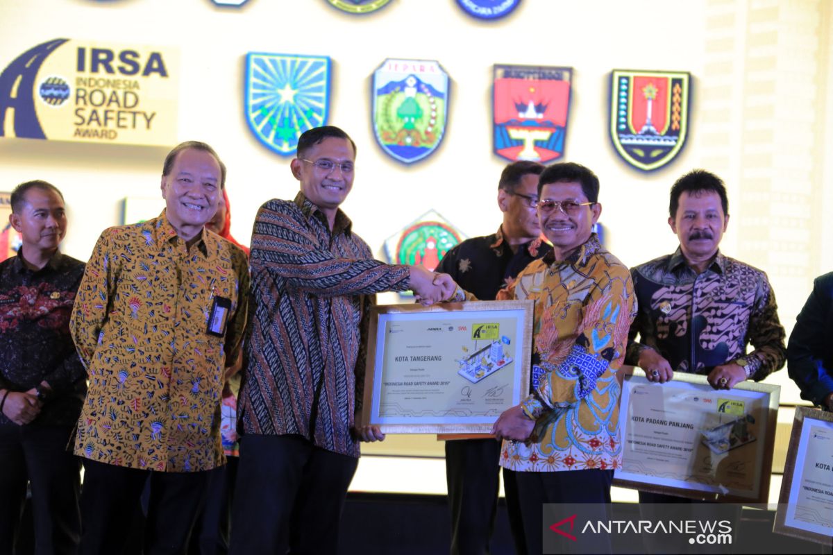 Berkat program keselamatan Kota Tangerang raih penghargaan IRSA