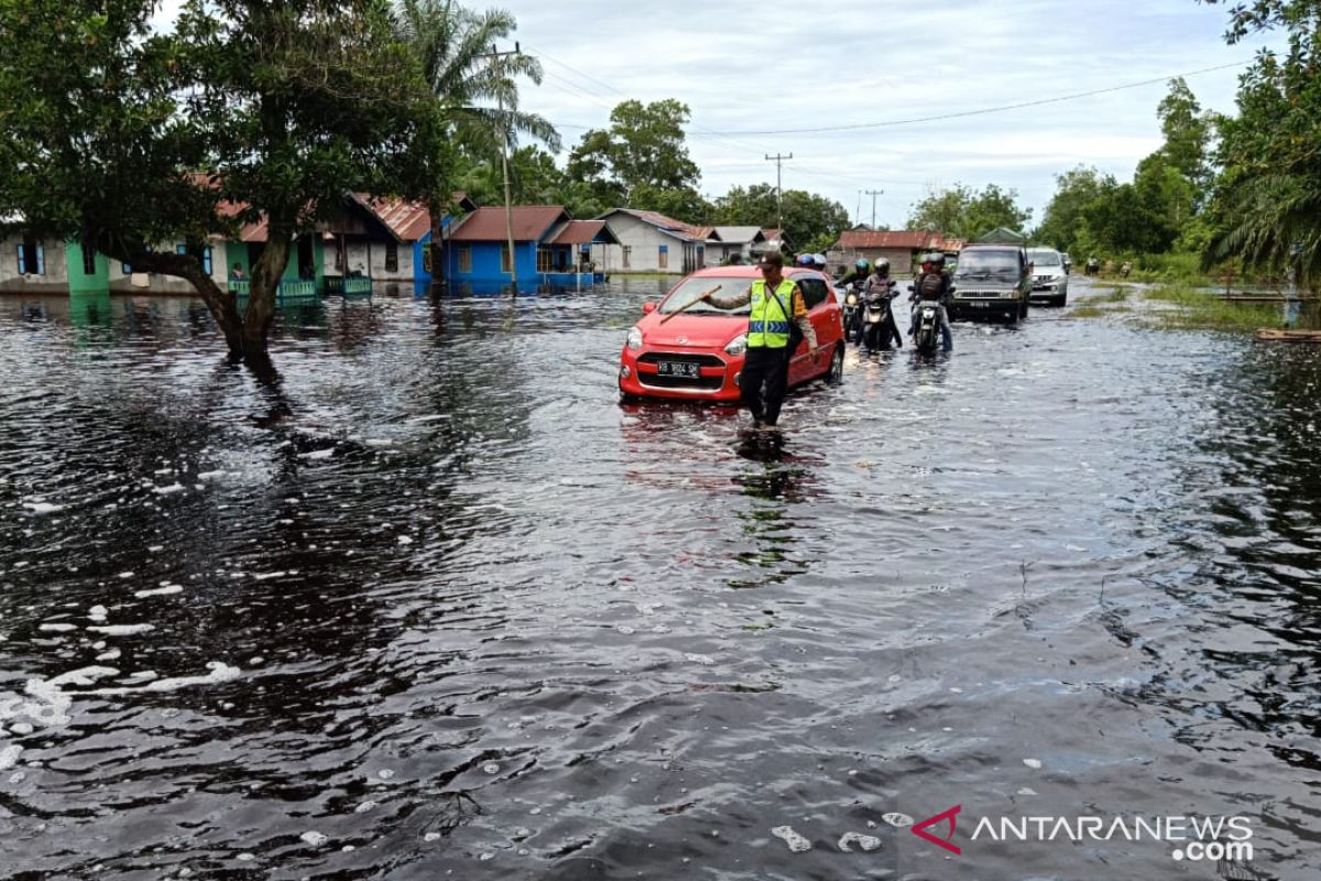Ratusan rumah di Sungai Ambawang terendam banjir