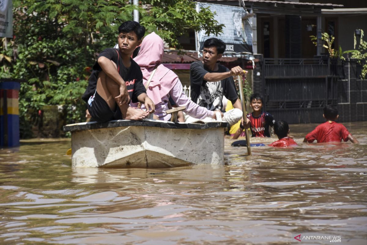 Kemarin, putra KH Hasyim Muzadi meninggal hingga karbon monoksida