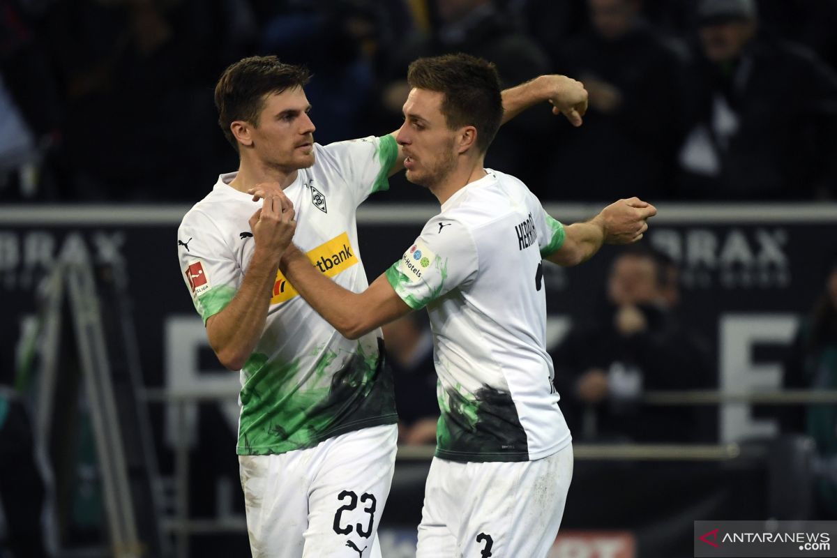 Liga Jerman, Gladbach tempel Leipzig di puncak setelah tundukkan Paderborn