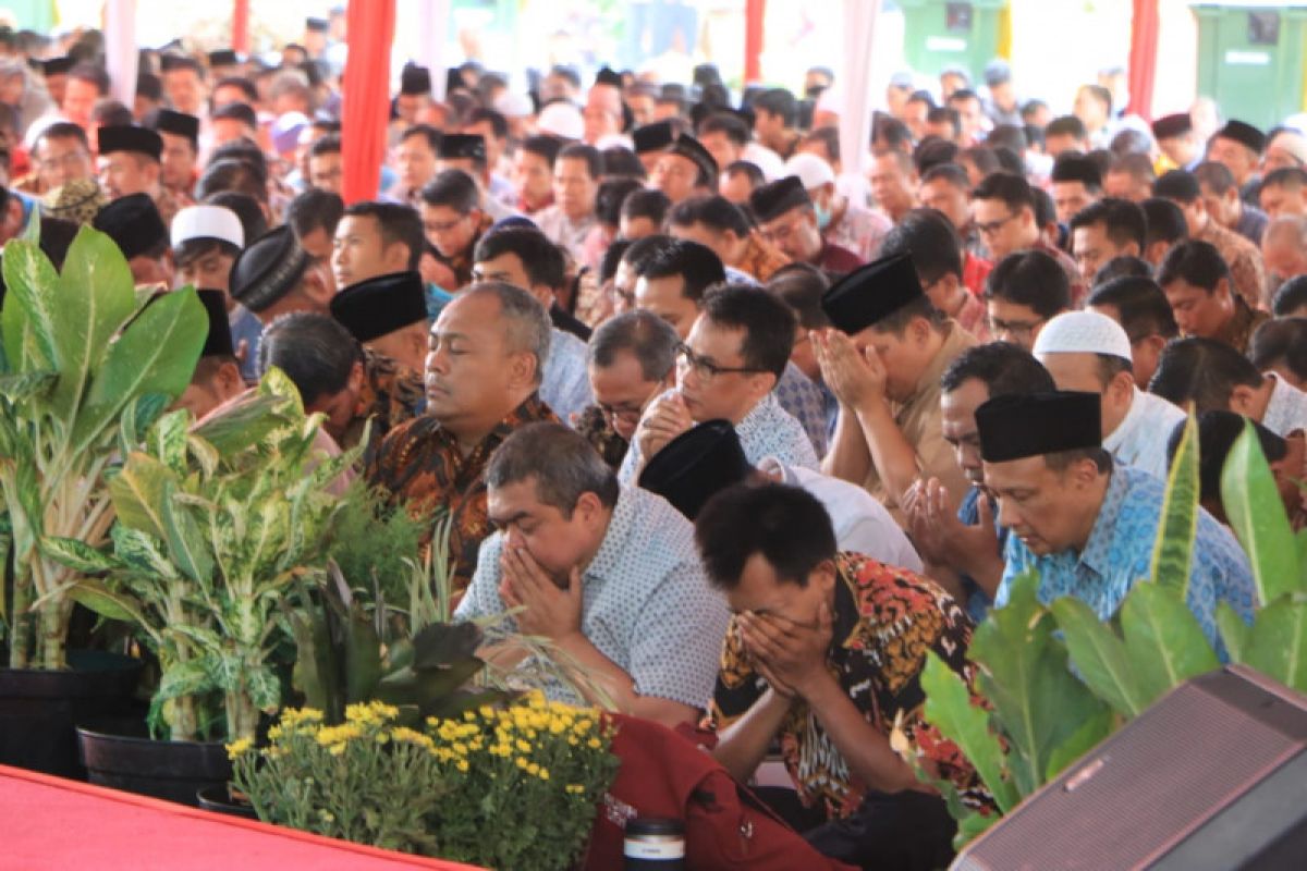 Doa bersama umat beragama digelar di lima titik Surabaya