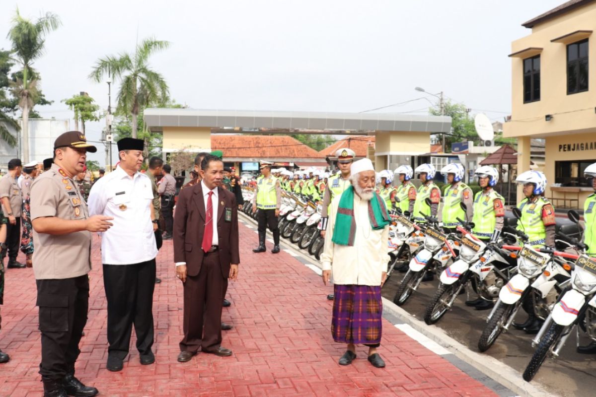 Gubernur Banten Wahidin Halim ajak pemda dan intansi terkait  jaga kerukunan