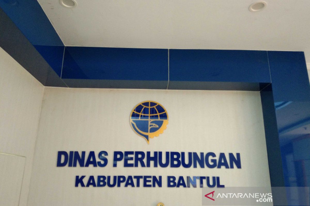 Dishub Bantul siagakan personel pengendalian lalu lintas di kawasan gereja