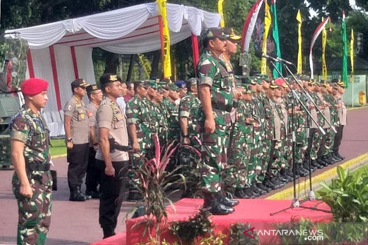 Panglima TNI: Bangga generasi muda Indonesia perhatiannya pada Natal