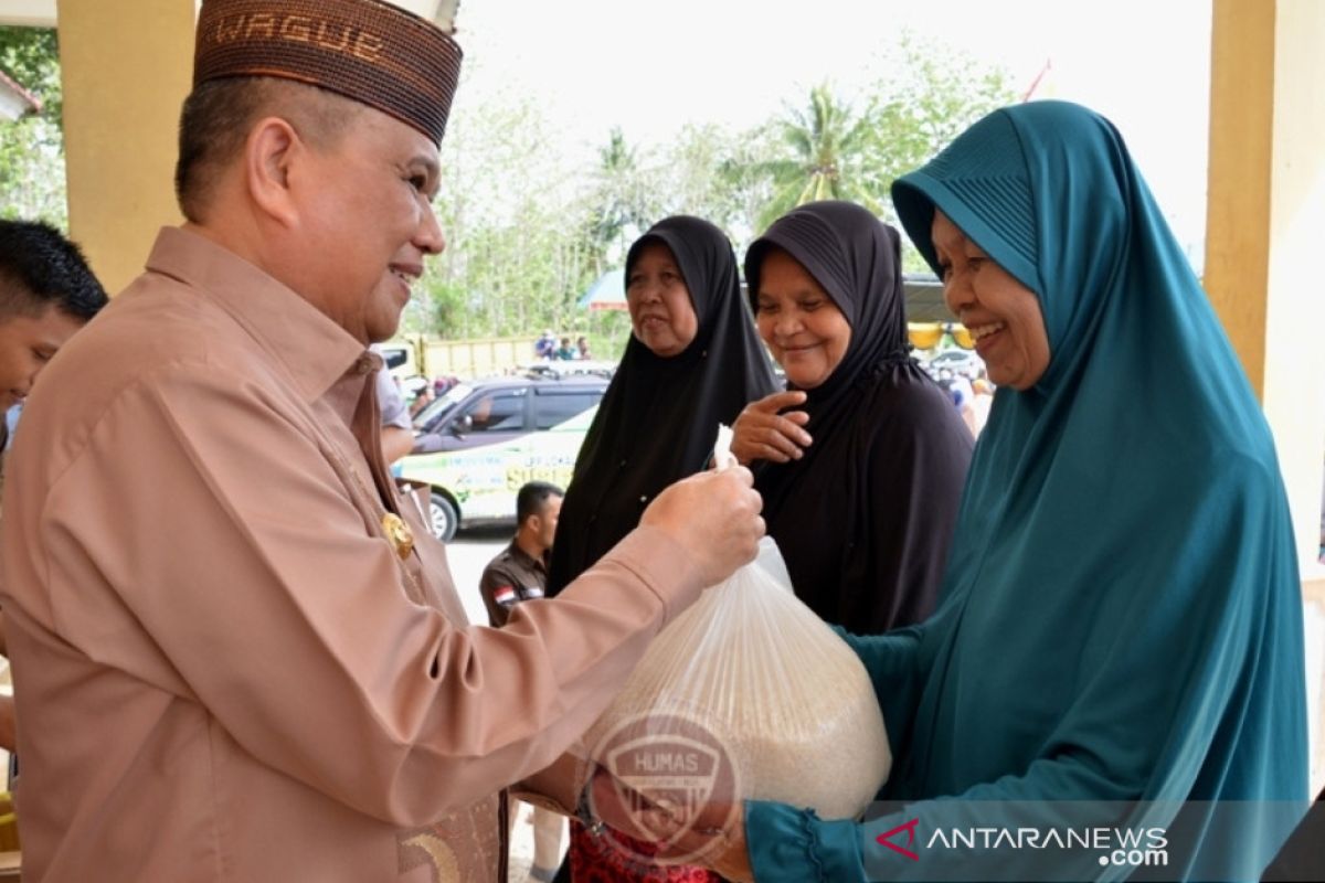 Pemprov Gorontalo gelar pasar murah di Botupingge