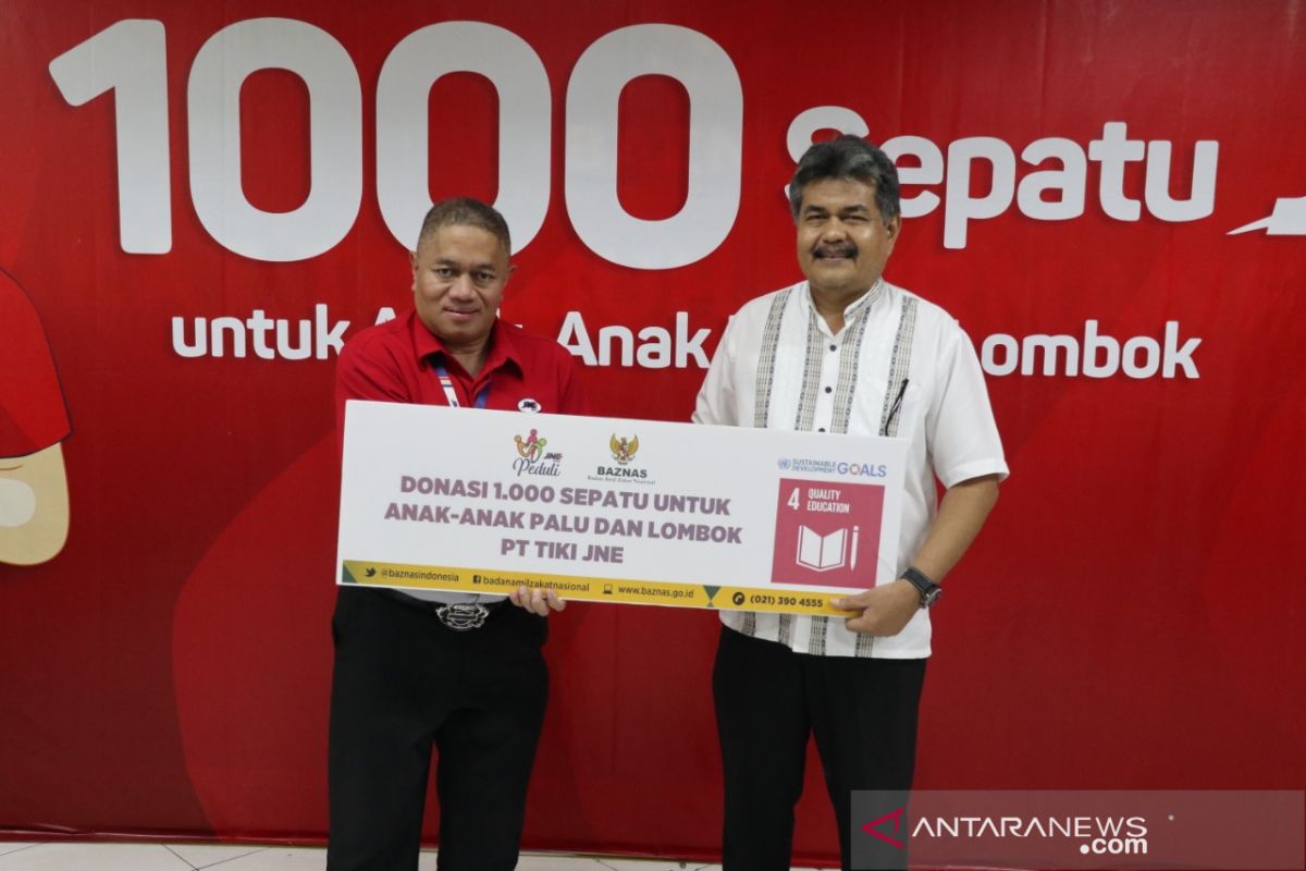 Baznas digandeng JNE donasikan 1000 sepatu bagi korban bencana Palu dan Lombok