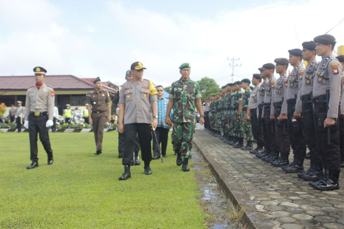 Ratusan aparat siap amankan Natal - Tahun baru di Kapuas Hulu