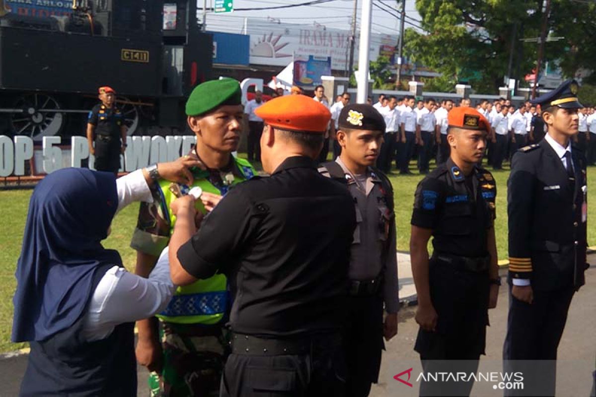 Pastikan berjalan lancar, KAI Purwokerto cek seluruh jalur KA