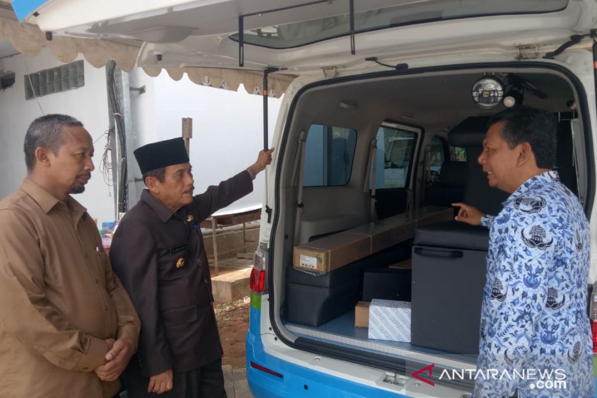 Sijunjung terima bantuan mobil operasional dari KPPPA RI