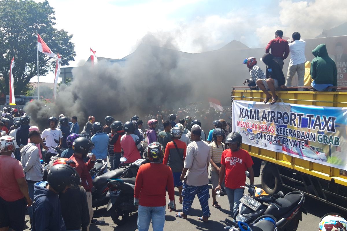 Wali kota Ternate dukung kehadiran gojek