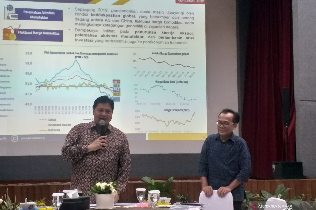 Airlangga : Omnibus Law akan sederhanakan brokrasi tenaga kerja asing