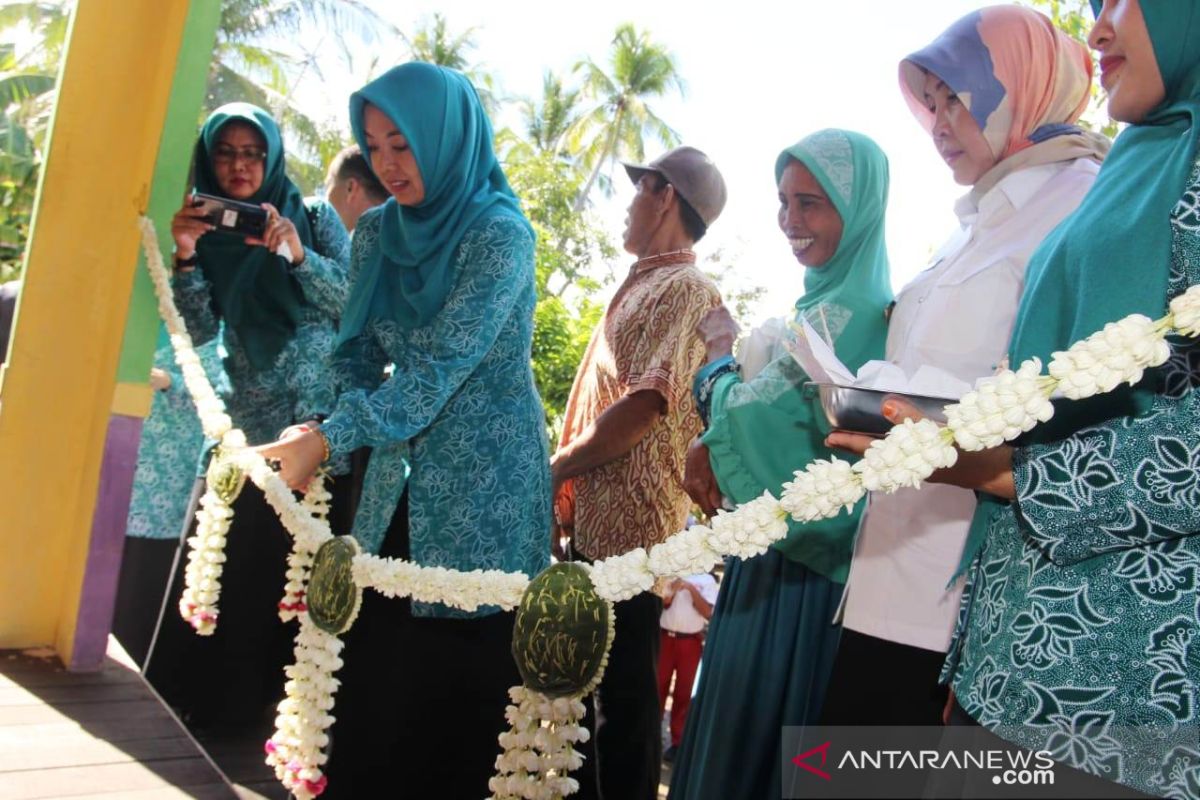 Bupati kembali meresmikan tiga rumah warga Tabunganen