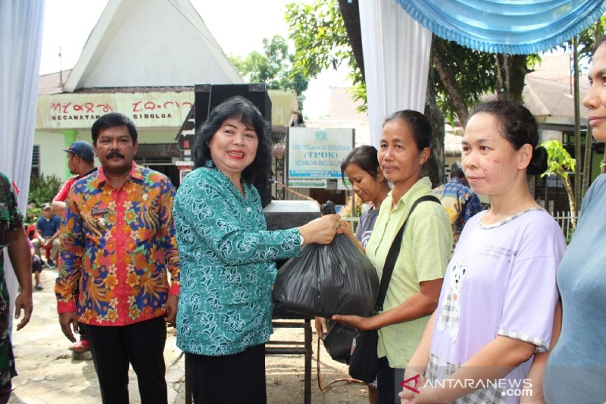 Pemkot Sibolga sediakan 5.555 paket murah Natal dan Tahun Baru