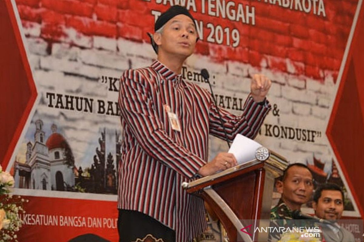 Ganjar dorong semua badan publik di Jateng bersikap informatif