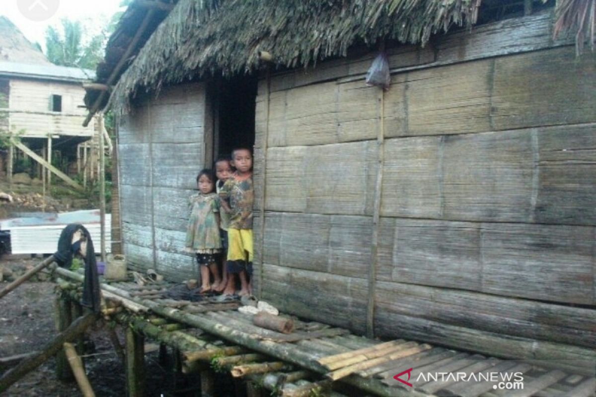 Kadisdik sarankan rumah warga miskin ditempeli stiker